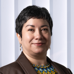 Photo of Eneida Hatcher, Director, SIB Centre for Pathogen Bioinformatics